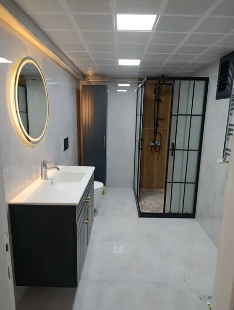 Antrasit banyo dolabı, profil duşakabin ve LED ayna